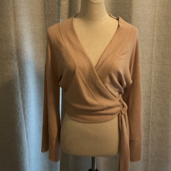 Free People Beach Wrap Sweater / Wrap Top - Picture 9 of 14